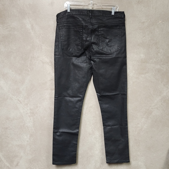 Bundle/Men's H&M High Rise Satiny Finish Black and Blue Denim Pants Size 34x32 - Picture 7 of 9